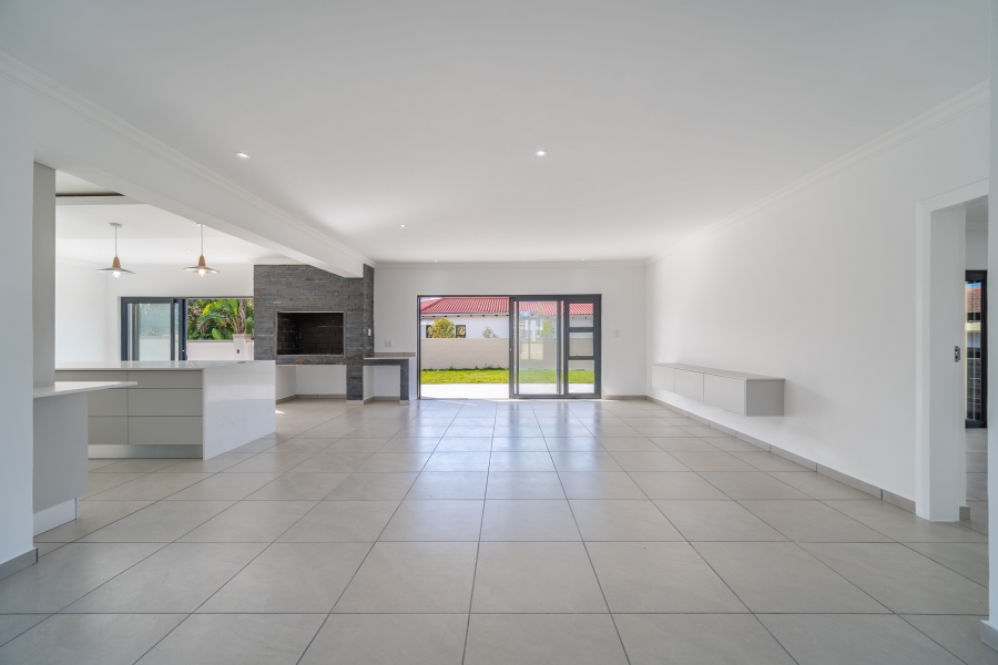 3 Bedroom Property for Sale in Santareme Eastern Cape